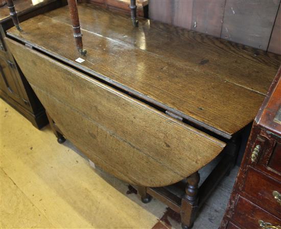 Large oak oval gateleg table